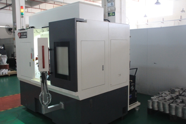 合富源生產行星減速機設備